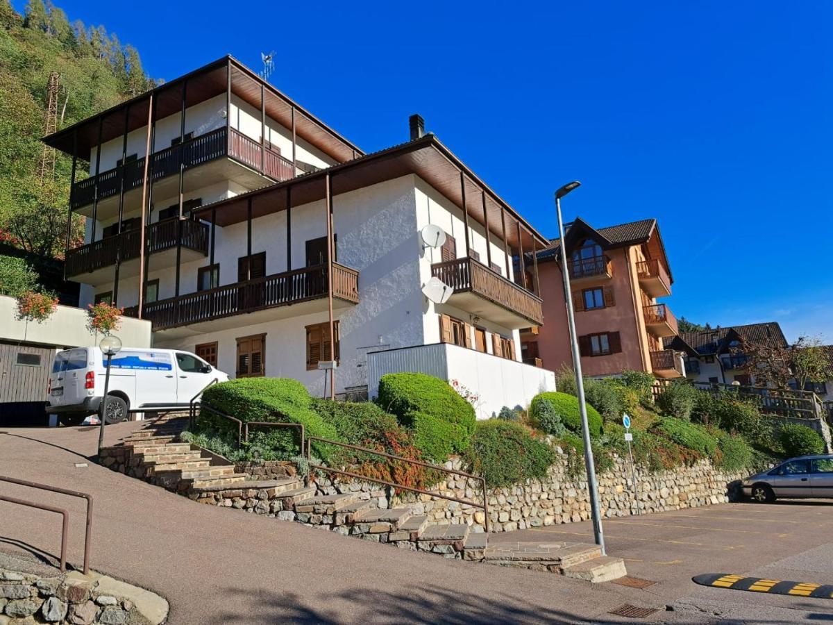 MalèCasa Bianca公寓 外观 照片